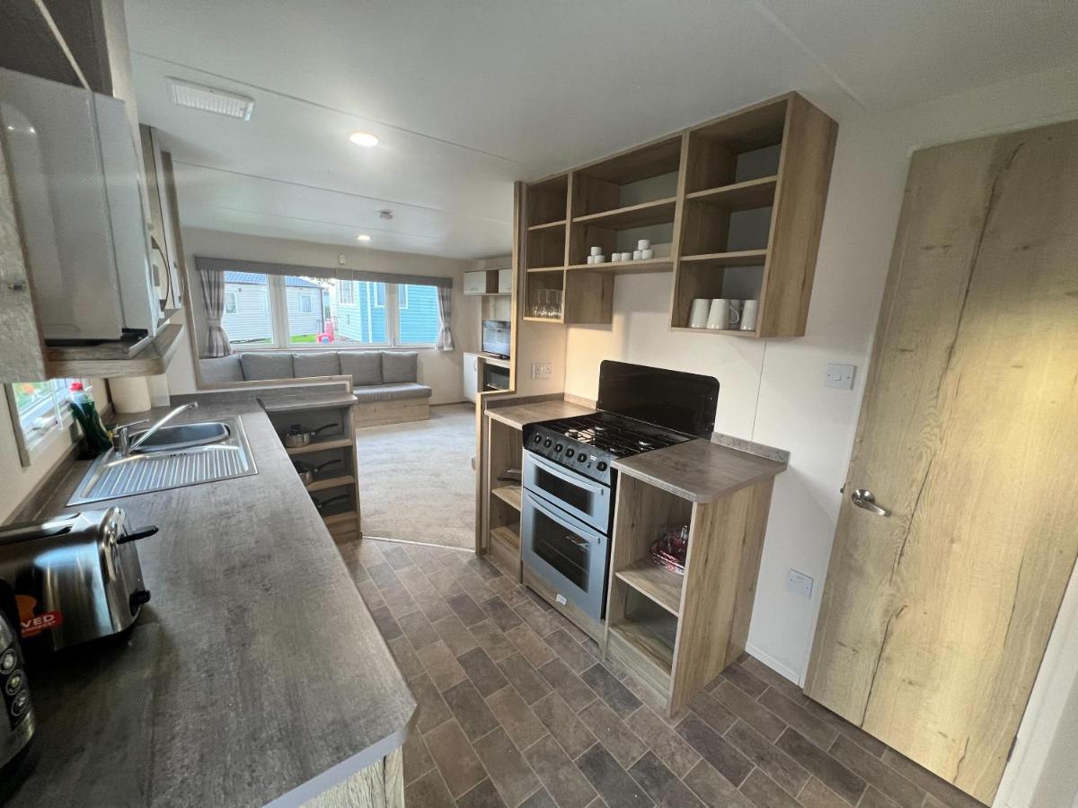 Haven Marton Mere Holiday Park Caravan In Blackpool Exterior foto